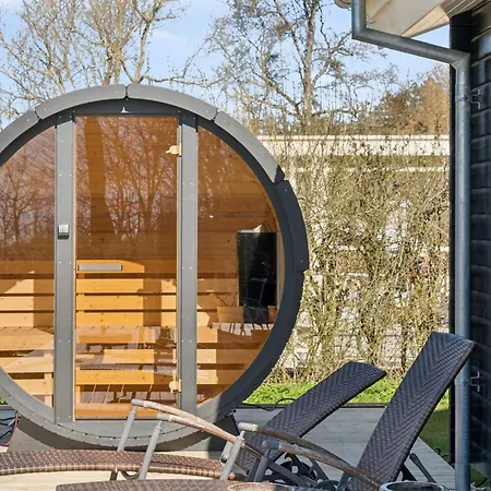 Aria - 310m From The Sea By Interhome